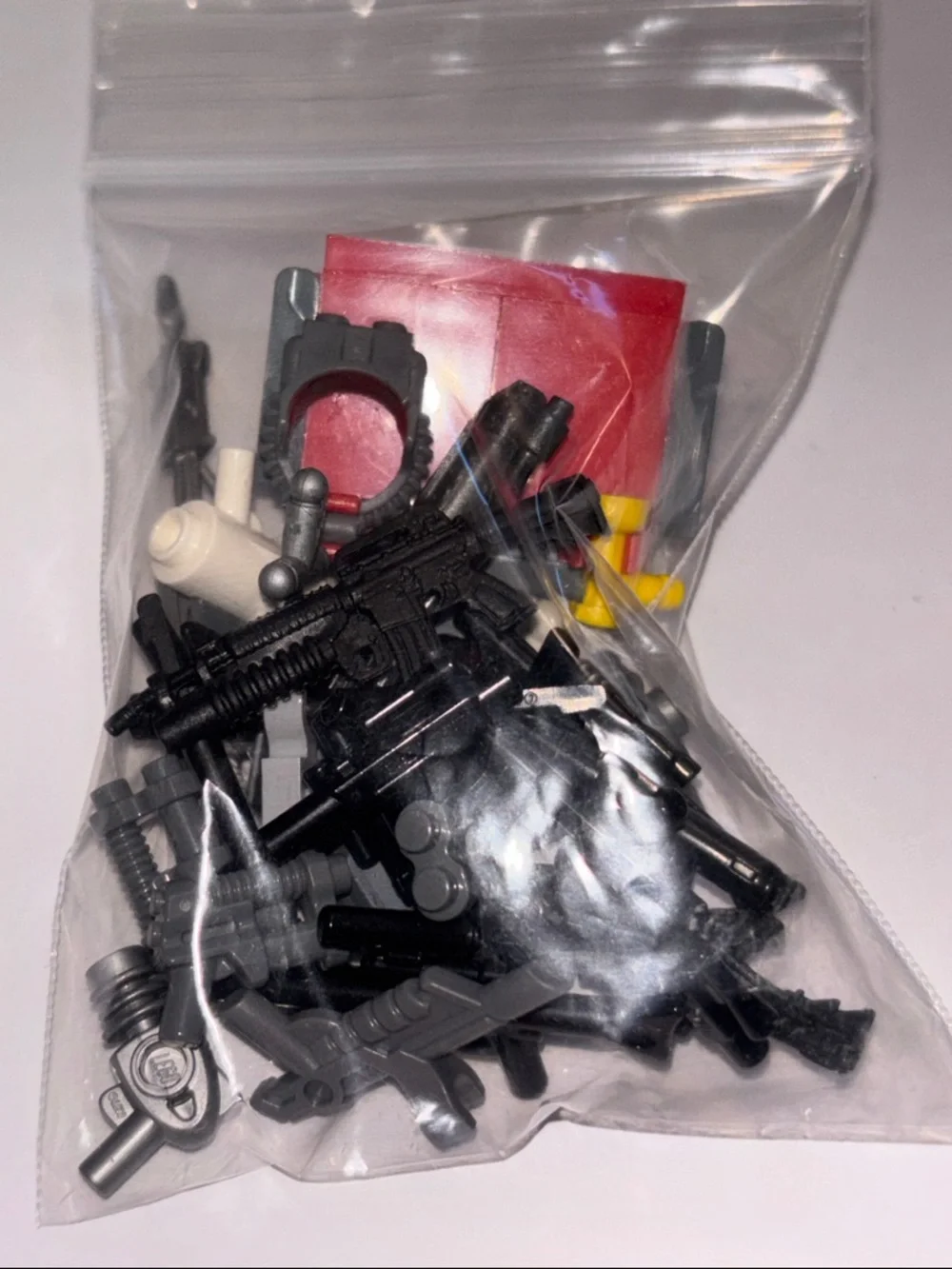 LEGO WEAPONS MYSTERY BAG OF LEGO WEAPONS Mixed LEGO Accessories Pack - Picture 4 of 6
